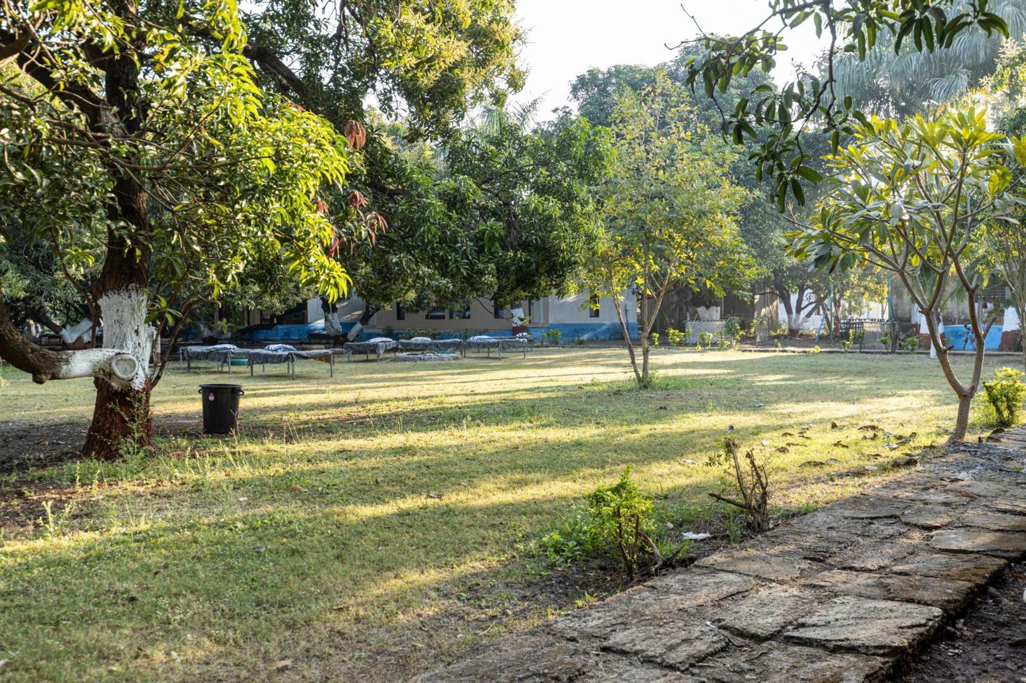 Gir County Resort 萨三吉尔 外观 照片